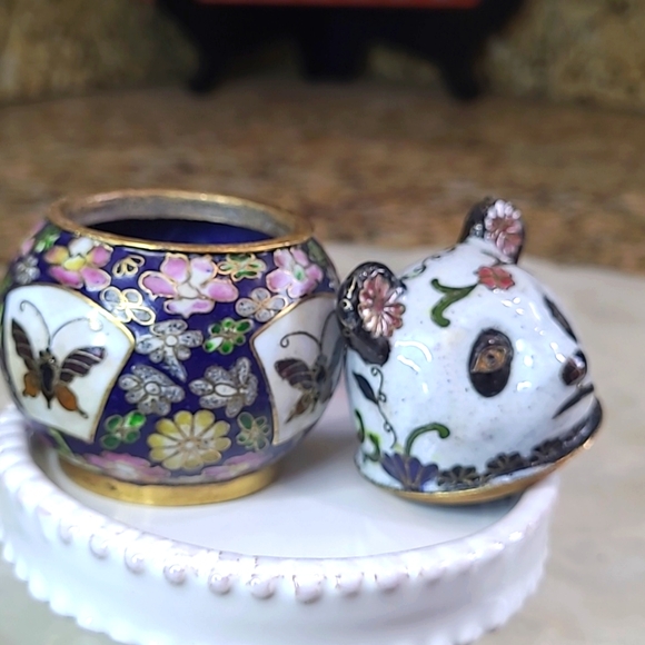 Vintage Cloisonne Panda Trinket box - Picture 5 of 6
